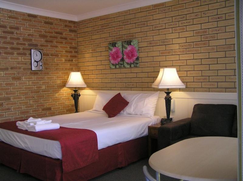 Blue Violet Motor Inn Toowoomba Exterior foto