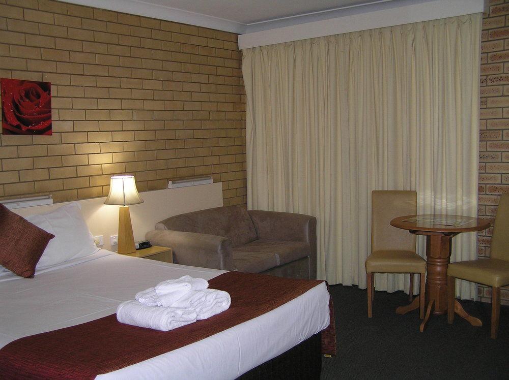 Blue Violet Motor Inn Toowoomba Exterior foto